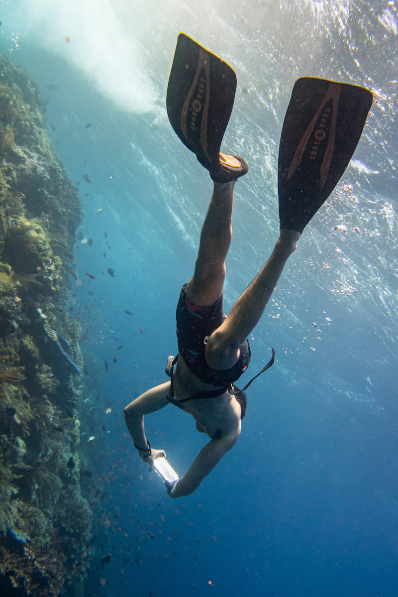 Load image into Gallery viewer, H1+ Smart Waterproof Phone Case