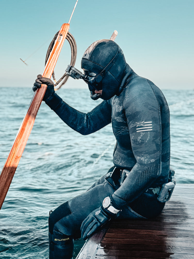 Load image into Gallery viewer, Men&#39;s Tropicam Black 7.5mm Wetsuit
