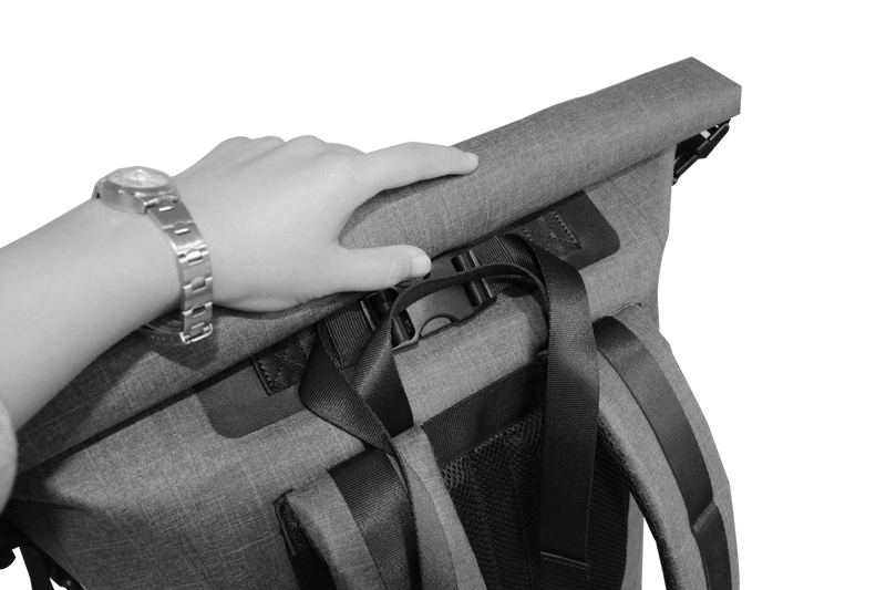 Load image into Gallery viewer, Waterproof Backpack 30L
