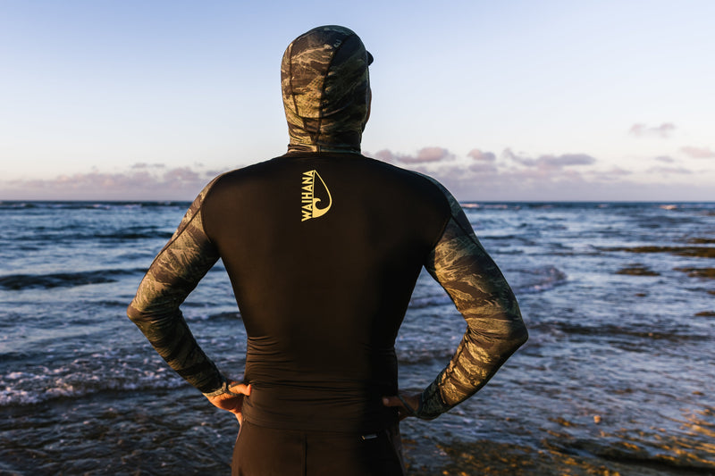 Load image into Gallery viewer, Tropicam Hooded Surf Rashguard
