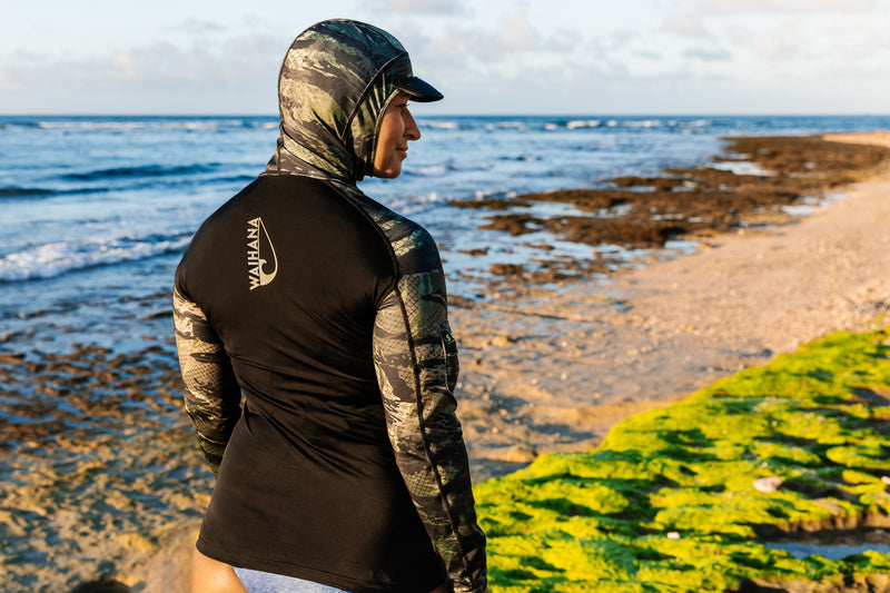 Load image into Gallery viewer, Tropicam Hooded Surf Rashguard
