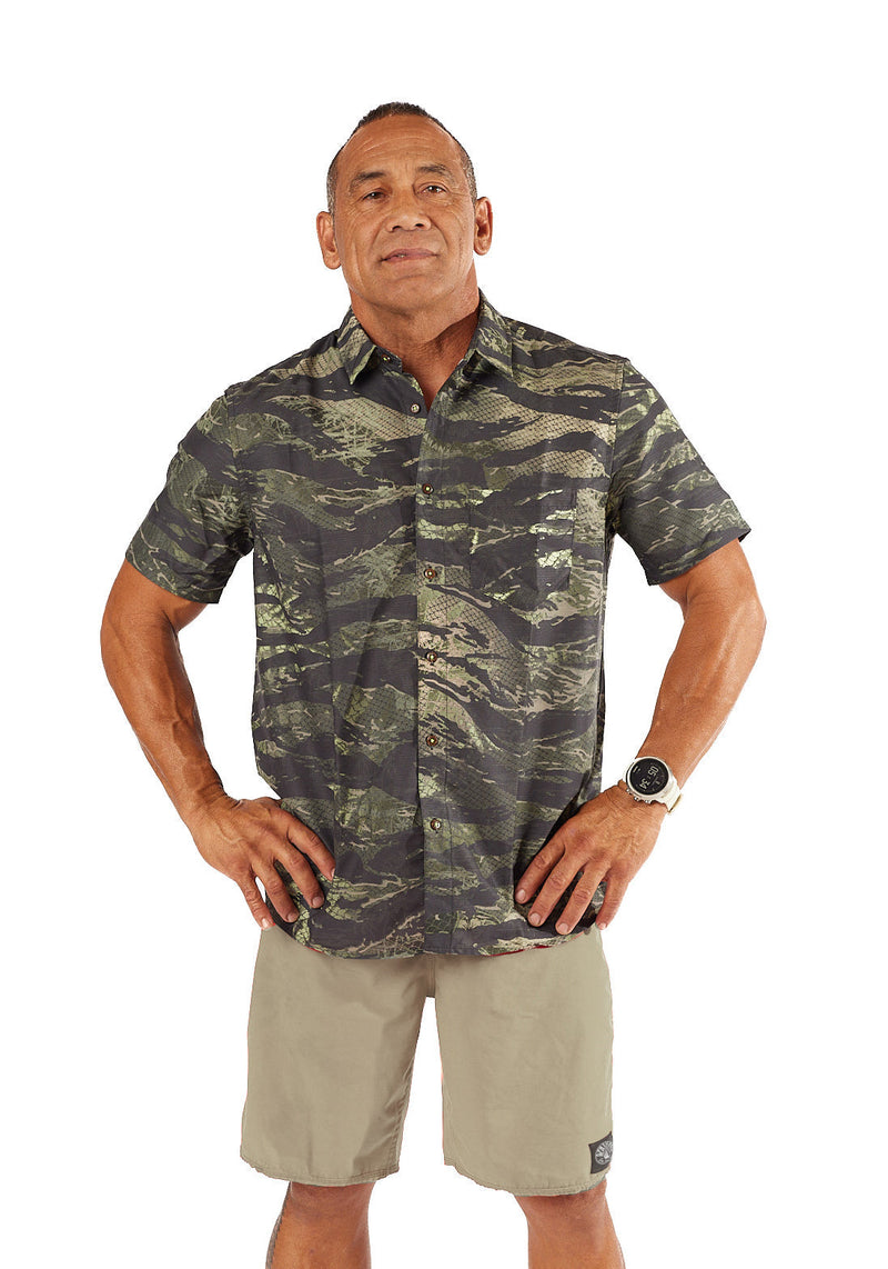 Load image into Gallery viewer, Mens Tropicam Aloha Shirt
