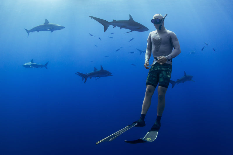 Load image into Gallery viewer, Tan Carvico Spearfishing Rash Guard
