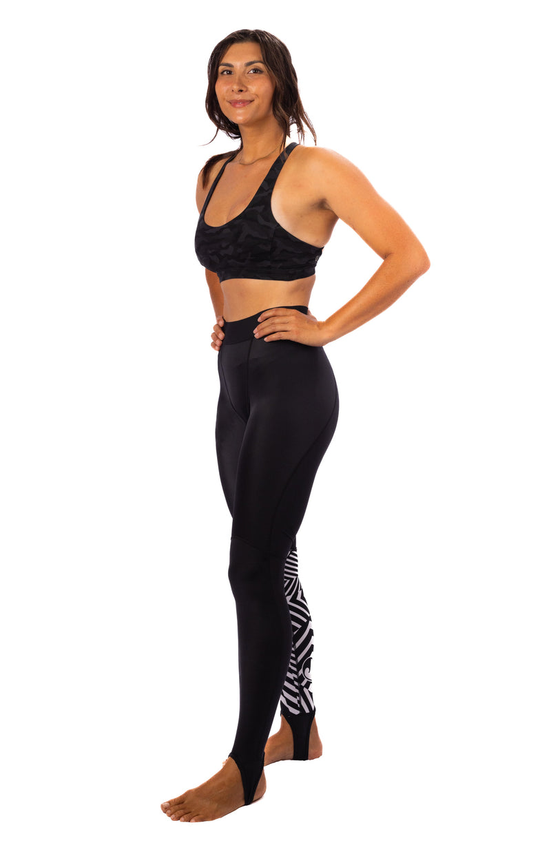 Load image into Gallery viewer, Black Carvico Lycra Leggings
