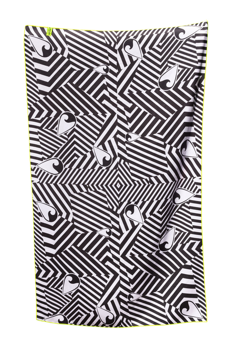 Load image into Gallery viewer, HydroTech Towel

