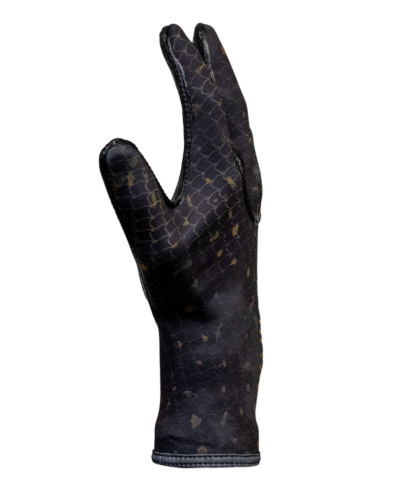 Load image into Gallery viewer, Goliath Grouper Gloves
