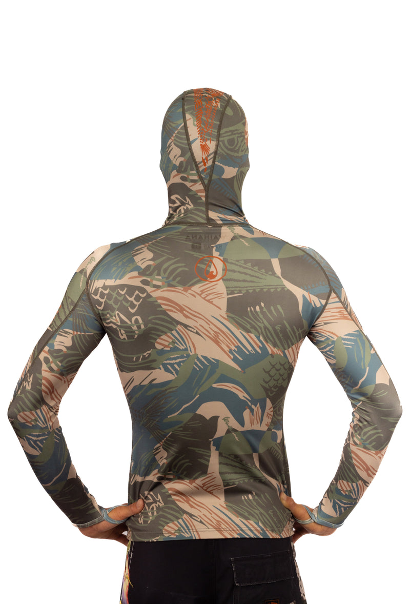 Load image into Gallery viewer, Hawaiian Brushstroke Hooded Spearfishing Rashguard
