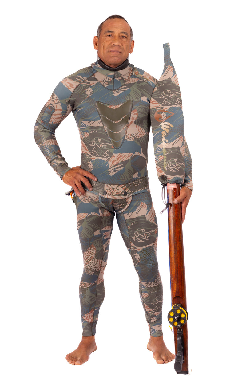 Load image into Gallery viewer, Men’s Hawaiian Brushstroke Spearfishing 3.5mm Wetsuit
