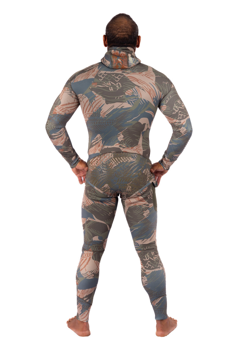 Load image into Gallery viewer, Men’s Hawaiian Brushstroke Spearfishing 3.5mm Wetsuit

