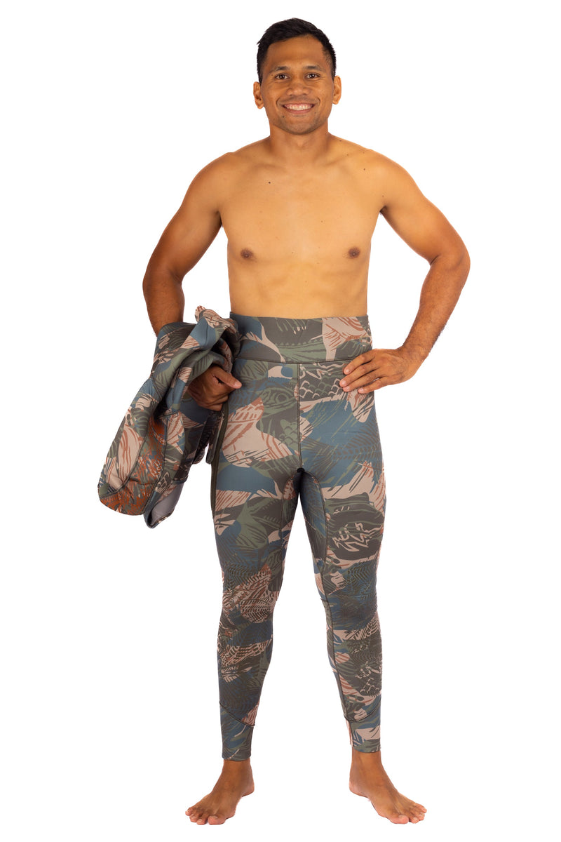 Load image into Gallery viewer, Men’s Hawaiian Brushstroke Spearfishing 3.5mm Wetsuit
