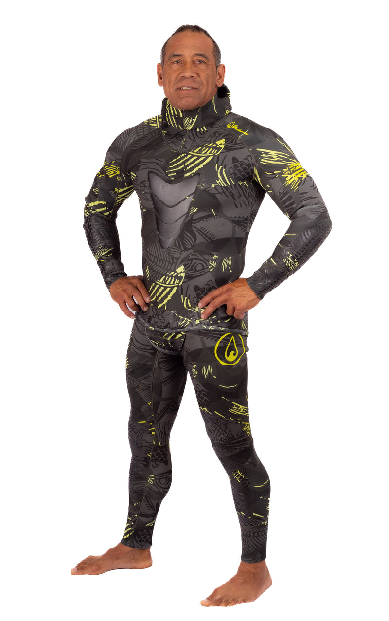 Load image into Gallery viewer, Men’s Lime Fishbone Spearfishing 3.5mm Wetsuit
