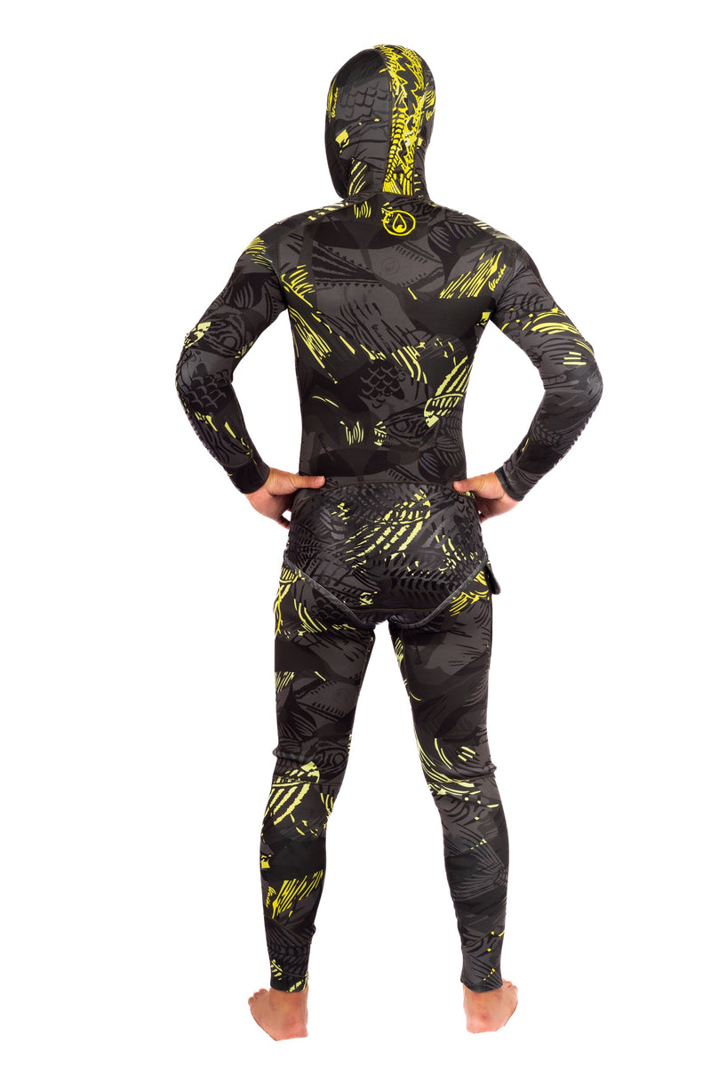 Load image into Gallery viewer, Men’s Lime Fishbone Spearfishing 3.5mm Wetsuit
