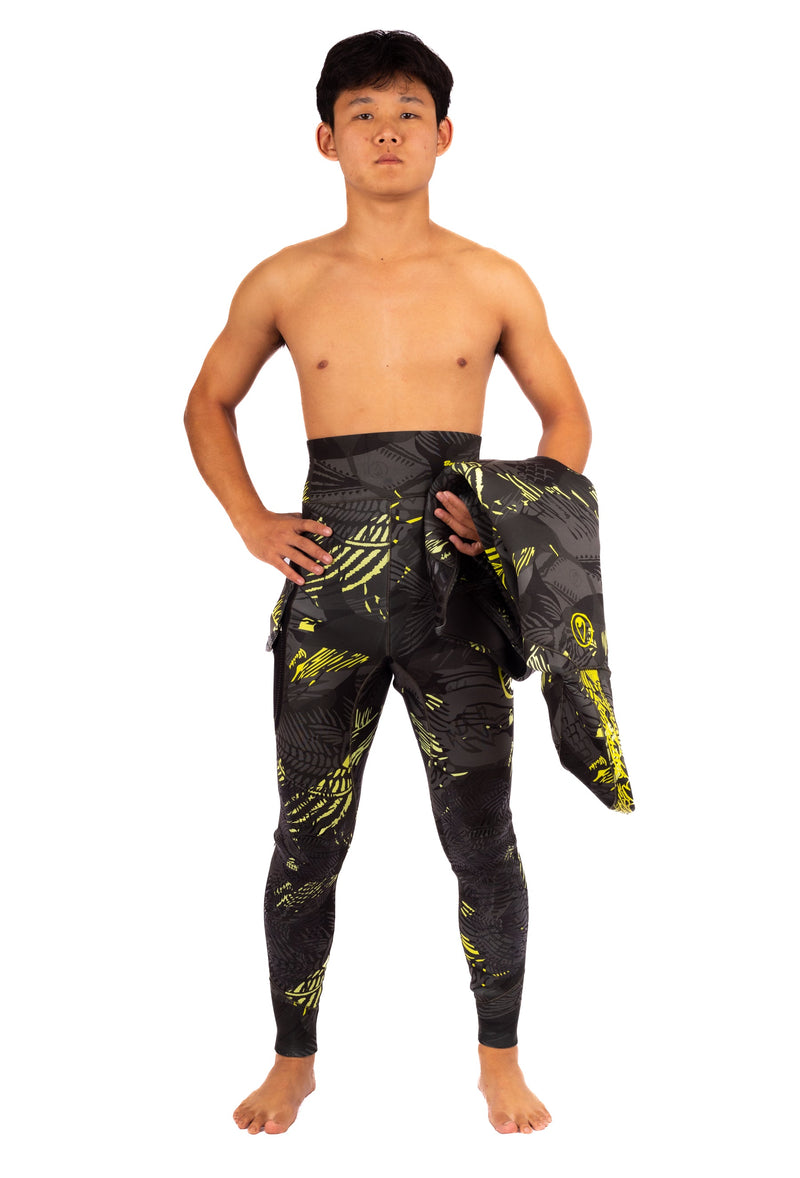 Load image into Gallery viewer, Men’s Lime Fishbone Spearfishing 3.5mm Wetsuit
