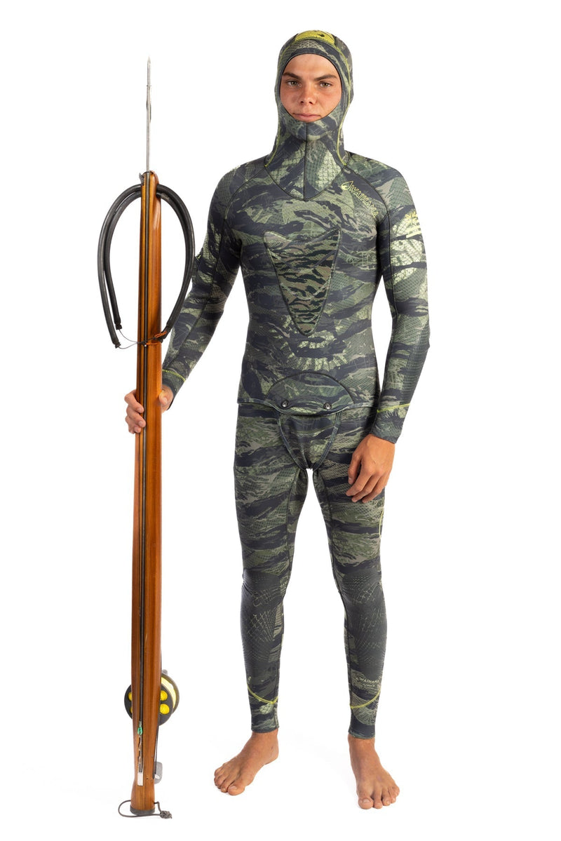 Load image into Gallery viewer, Men’s Tropicam Spearfishing 1.5mm wetsuit
