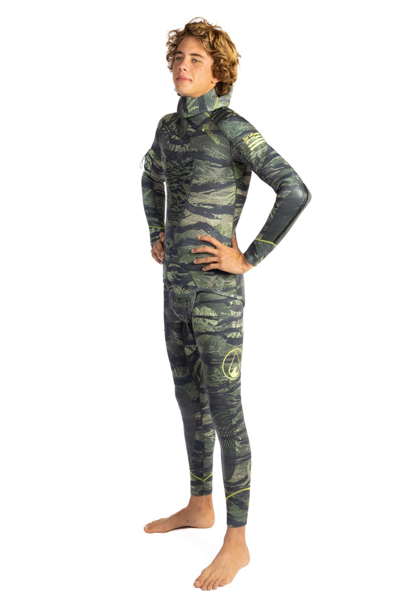 Load image into Gallery viewer, Men’s Tropicam Spearfishing 1.5mm wetsuit
