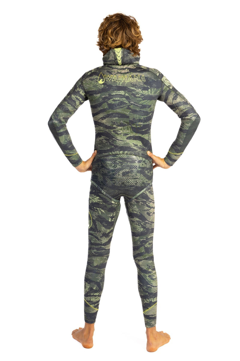 Load image into Gallery viewer, Men’s Tropicam Spearfishing 1.5mm wetsuit

