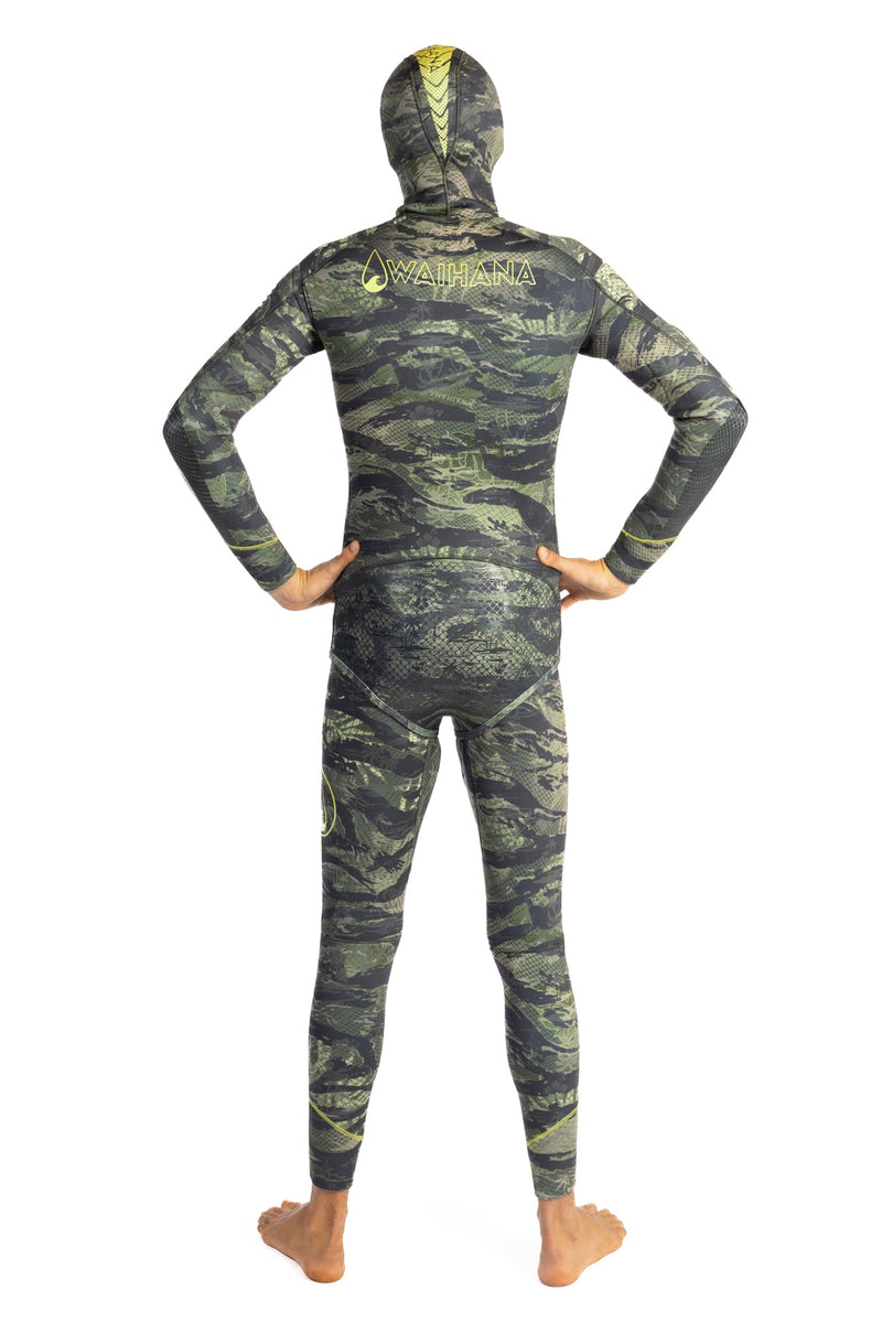 Load image into Gallery viewer, Men’s Tropicam Spearfishing 7.5mm Wetsuit
