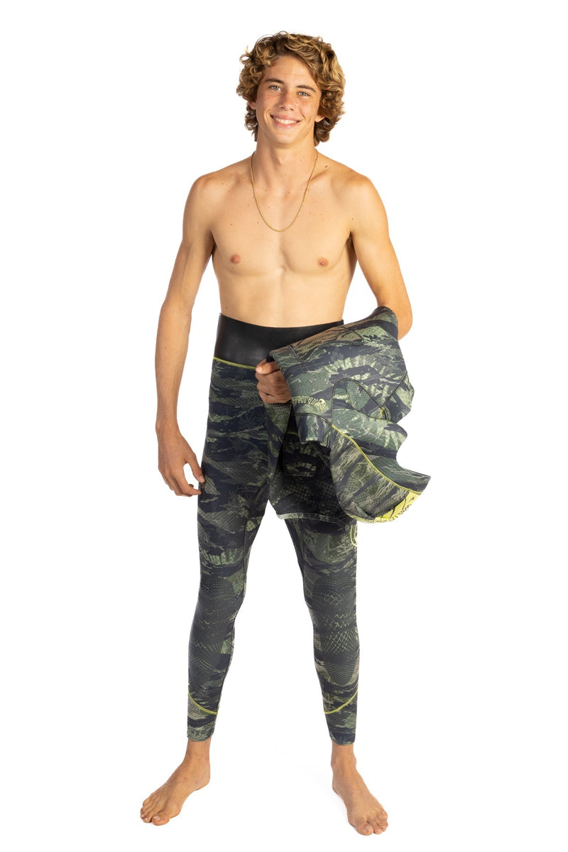 Load image into Gallery viewer, Men’s Tropicam Spearfishing 3.5mm Wetsuit
