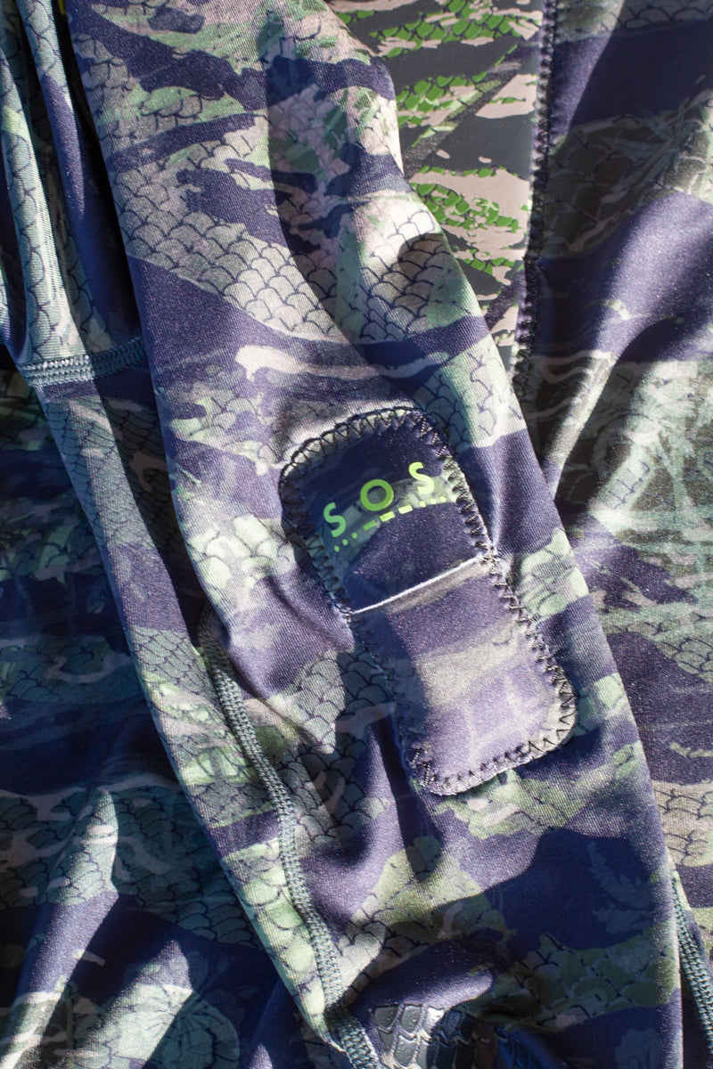 Load image into Gallery viewer, Tropicam Hooded Spearfishing Rashguard
