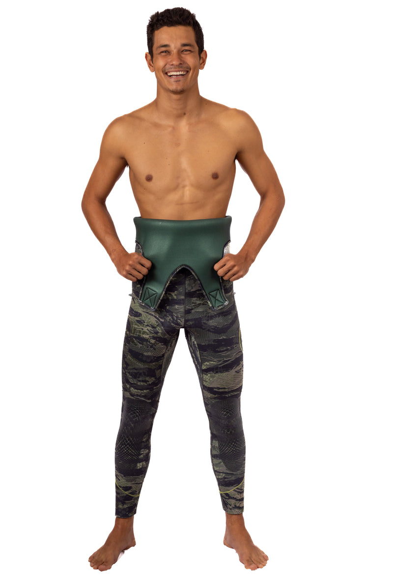 Load image into Gallery viewer, Men’s Tropicam Spearfishing 7.5mm Wetsuit

