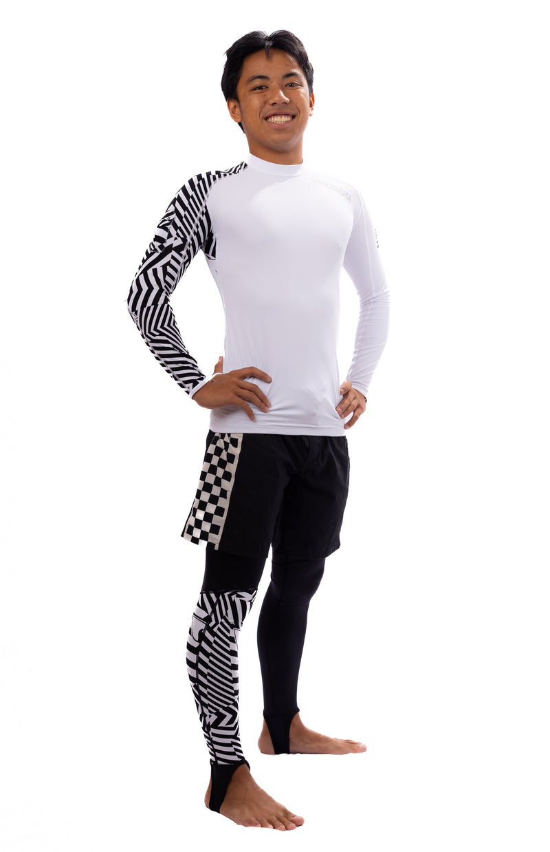 Load image into Gallery viewer, Black Carvico Lycra Leggings
