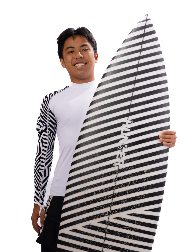 Load image into Gallery viewer, White Carvico Crewneck Rashguard
