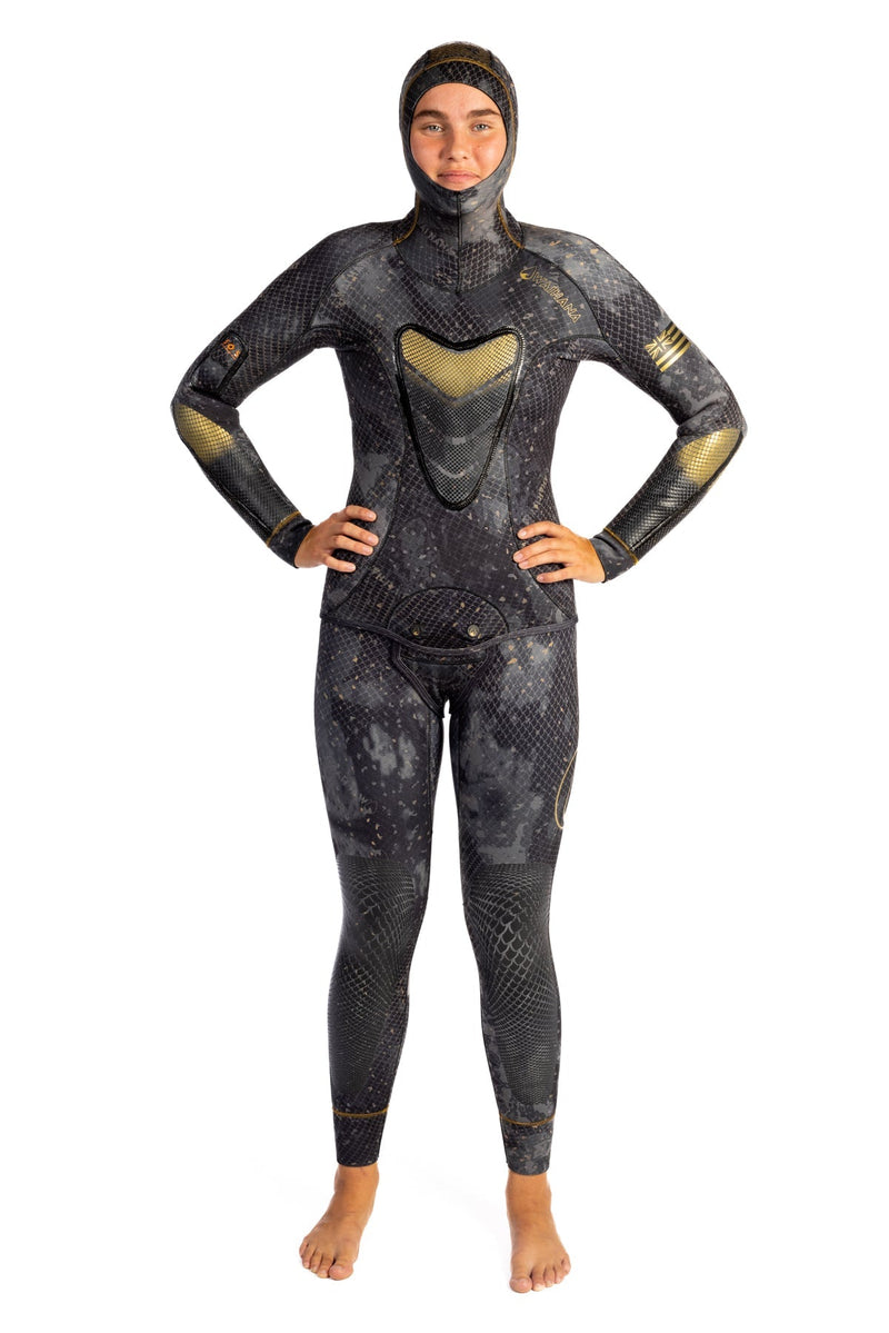 Load image into Gallery viewer, Women&#39;s Goliath Grouper 5.5mm Wetsuit
