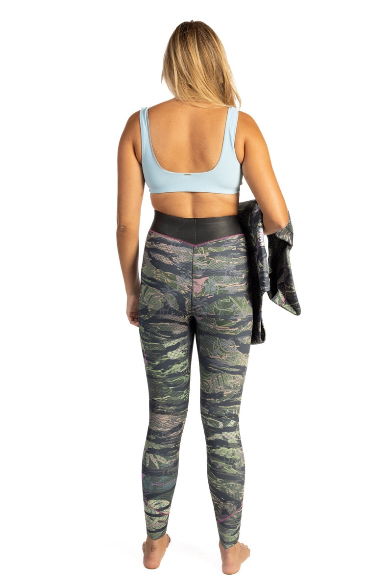 Load image into Gallery viewer, Women’s Tropicam Spearfishing 7.5mm Wetsuit
