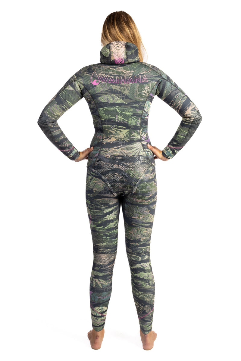 Load image into Gallery viewer, Women’s Tropicam Spearfishing 7.5mm Wetsuit
