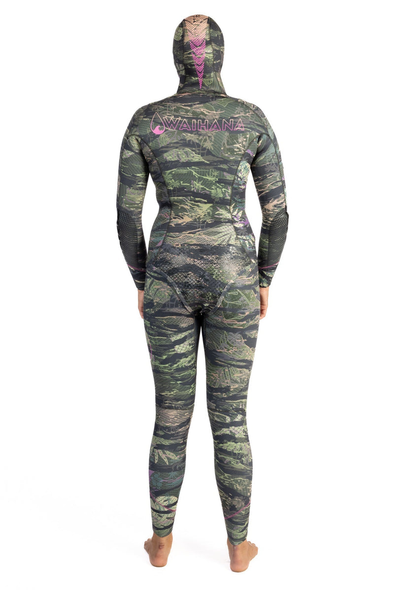 Load image into Gallery viewer, Women’s Tropicam Spearfishing 7.5mm Wetsuit

