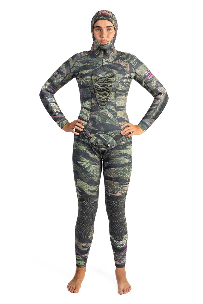 Load image into Gallery viewer, Women’s Tropicam Spearfishing 7.5mm Wetsuit
