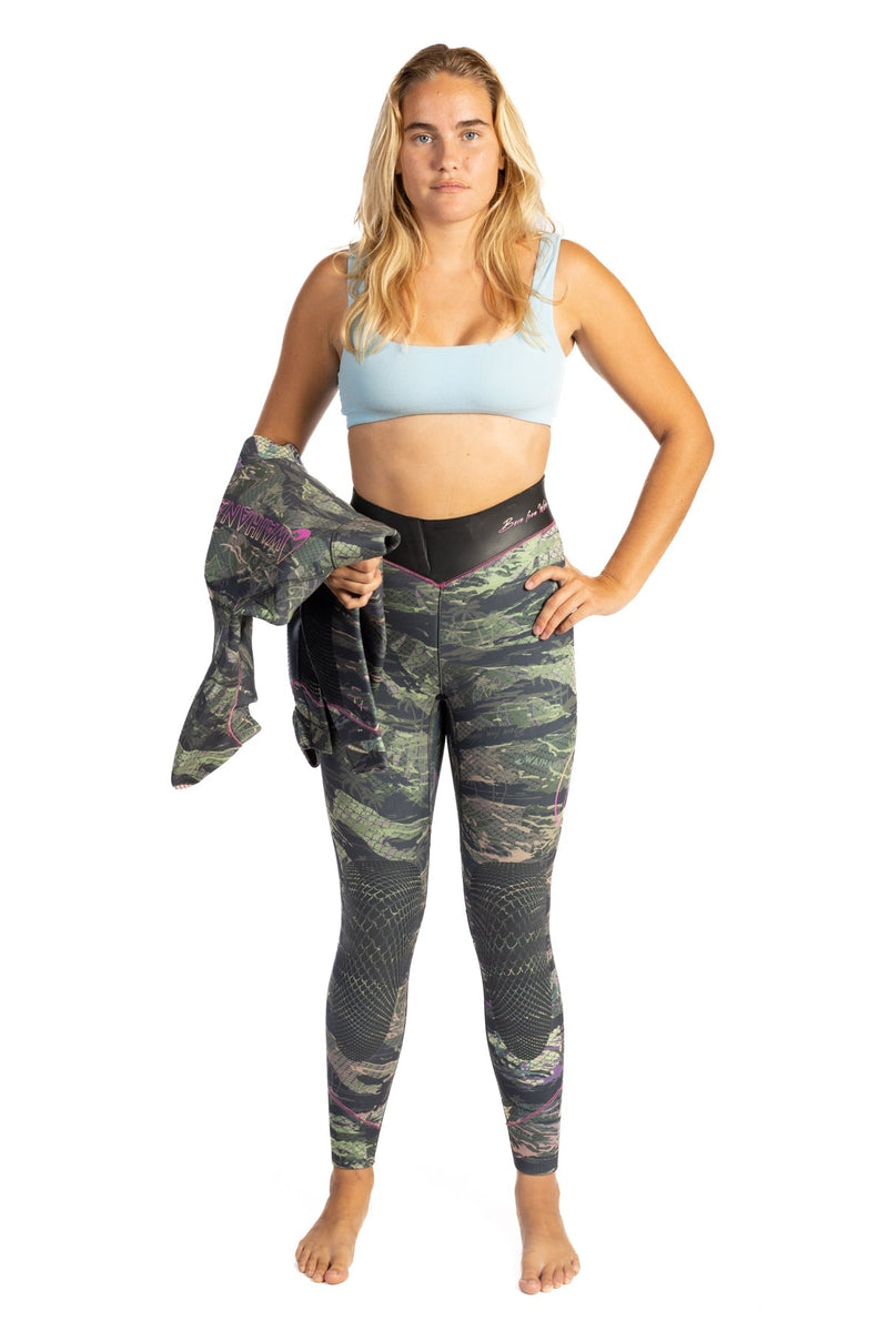 Load image into Gallery viewer, Women’s Tropicam Spearfishing 7.5mm Wetsuit

