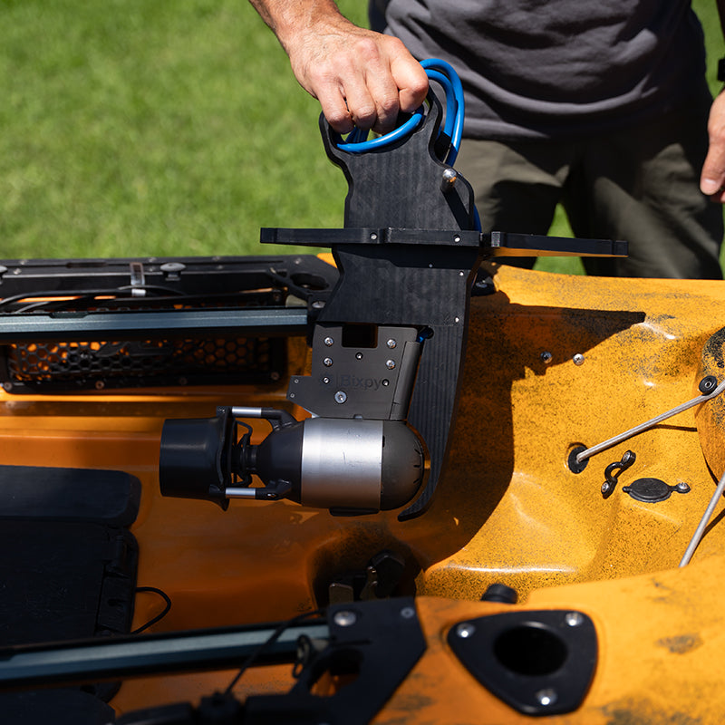 Load image into Gallery viewer, Mirage Fin Type Pedal Drive Adapter
